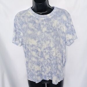 Rabbit Rose Tie Dye top size M, 20" PTP, 18" L